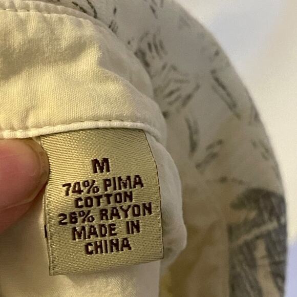 Tommy Bahama Men's Medium Life is one long weekend Button Shirt #86549 - Picture 9 of 9